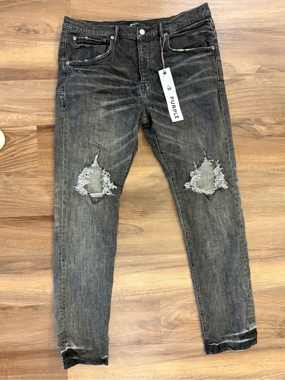 PURPLE BRAND Men's Black Slim Distressed Jeans - Ripped Knee Detail